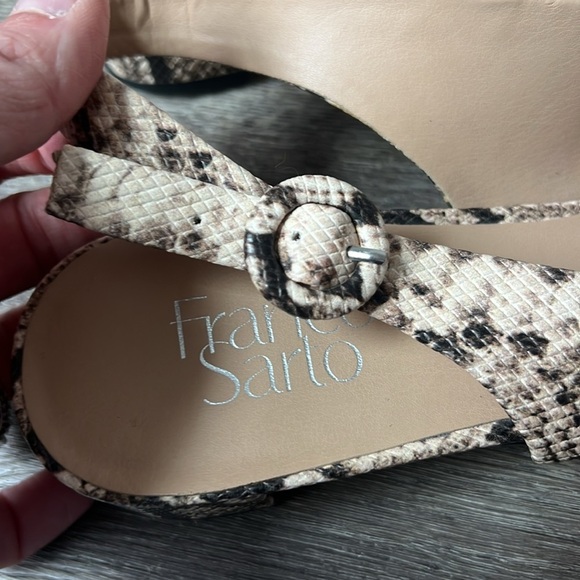 Franco Sarto Vickie Slingback Vanilla Snake Print Block Heel Sandal 9.5 🔥 - Picture 3 of 7